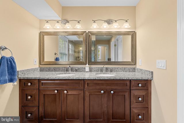 6932 ALPINE DR, Annandale, VA 22003