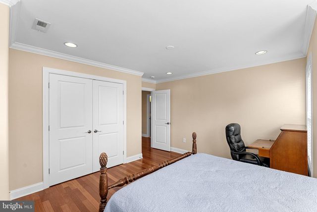 6932 ALPINE DR, Annandale, VA 22003