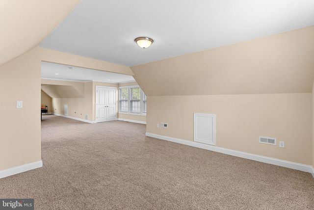 6932 ALPINE DR, Annandale, VA 22003