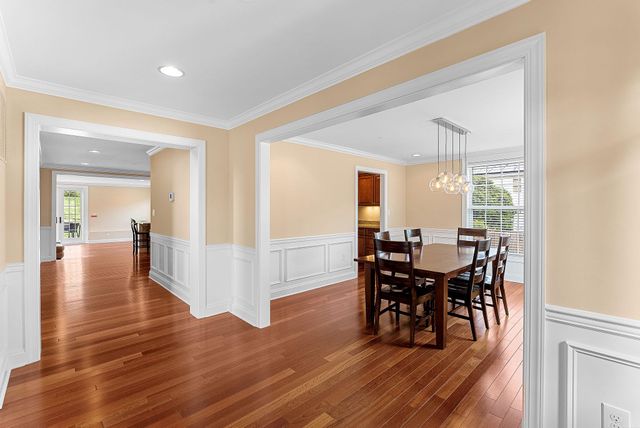 6932 ALPINE DR, Annandale, VA 22003