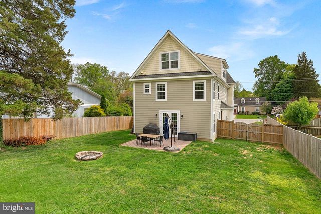 6932 ALPINE DR, Annandale, VA 22003