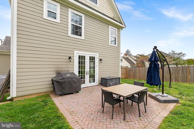 6932 ALPINE DR, Annandale, VA 22003