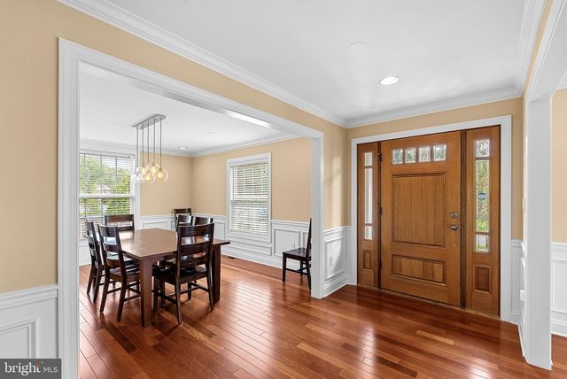 6932 ALPINE DR, Annandale, VA 22003