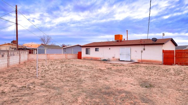 2225 Ana Court NW, Albuquerque, NM 87120