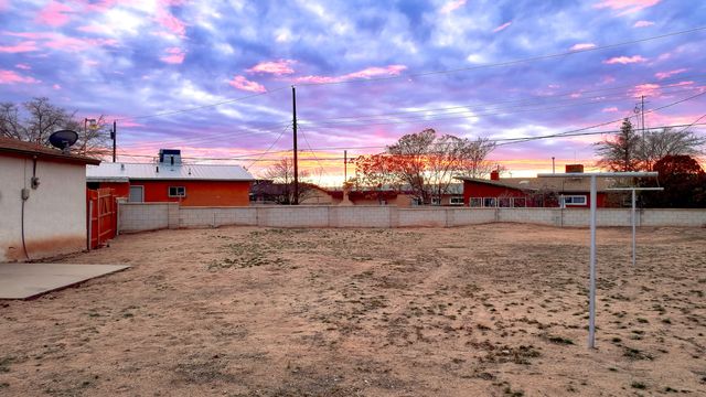 2225 Ana Court NW, Albuquerque, NM 87120