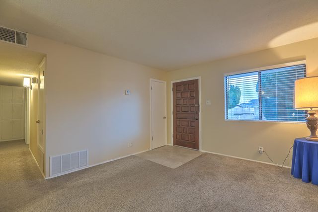 2225 Ana Court NW, Albuquerque, NM 87120