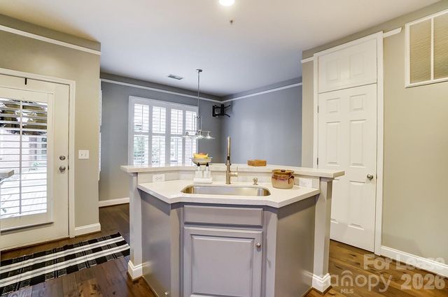 400 Clarice Avenue 135, Charlotte, NC 28204