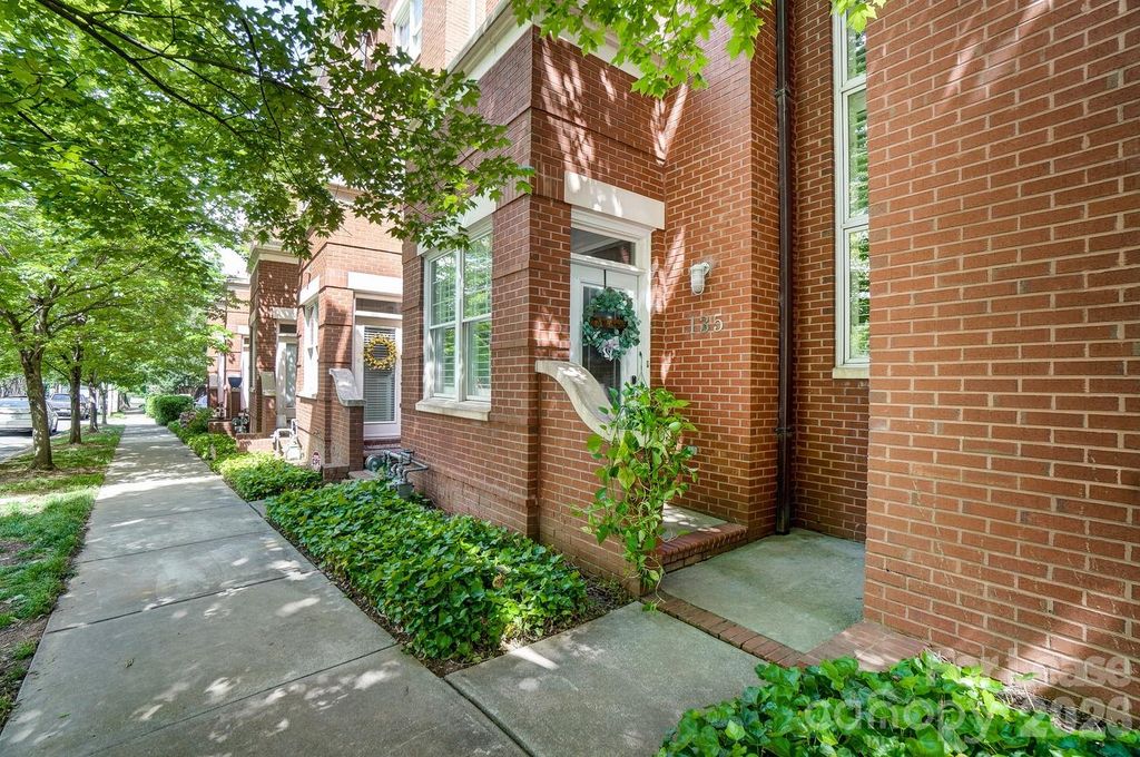 400 Clarice Avenue 135, Charlotte, NC 28204