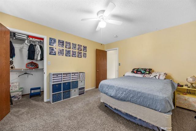 611 Deer Run Drive NE, Cedar Rapids, IA 52402