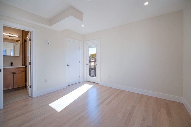 59 Gove St. 1, Boston, MA 02128