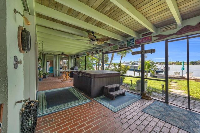 1305 Peninsular Road, Jupiter, FL 33469