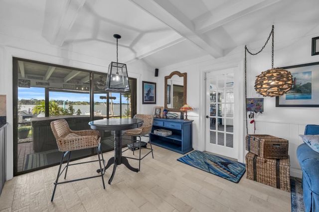 1305 Peninsular Road, Jupiter, FL 33469