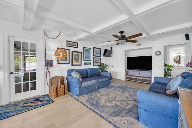 1305 Peninsular Road, Jupiter, FL 33469