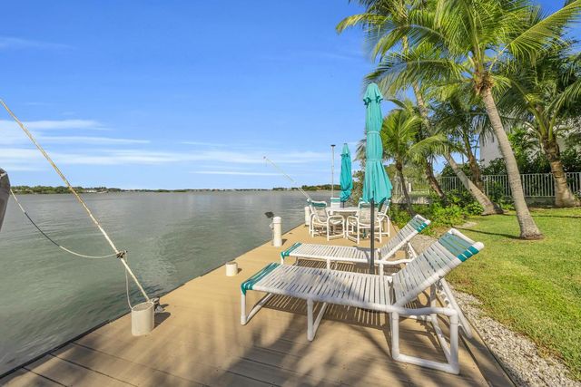 1305 Peninsular Road, Jupiter, FL 33469