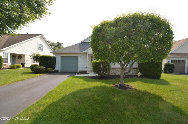 2654 Meadow Lake Drive, Toms River, NJ 08755