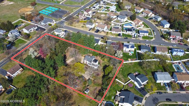 627 Beers Street, Hazlet, NJ 07730