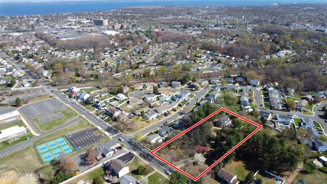 627 Beers Street, Hazlet, NJ 07730