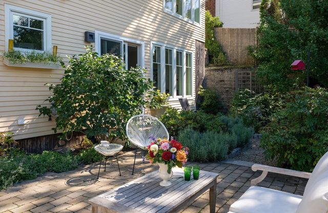 213 Palfrey Street, Watertown, MA 02472