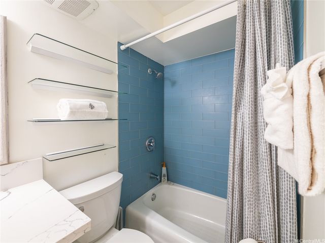 2572 Lemon Road 610, Honolulu, HI 96815