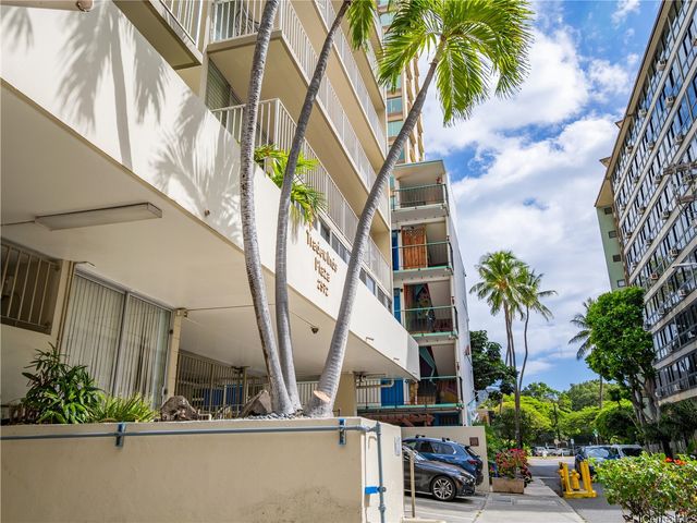 2572 Lemon Road 610, Honolulu, HI 96815