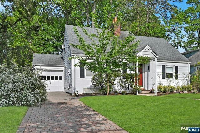 112 Wayne Avenue, River Edge, NJ 07661