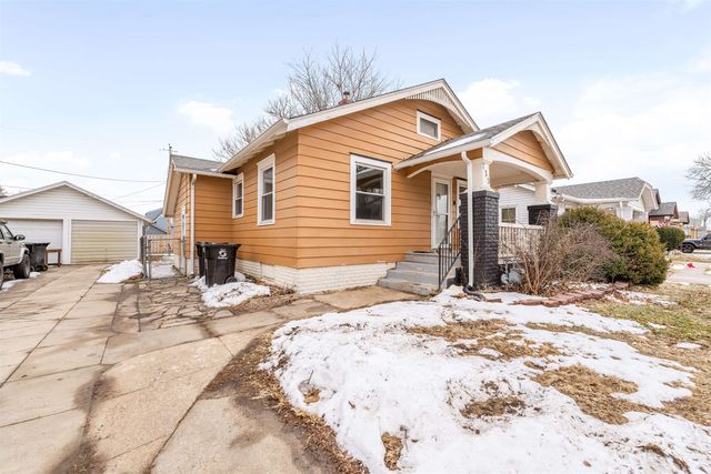 735 S 11th St., Salina, KS 67401