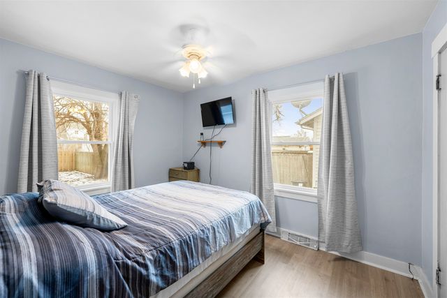 735 S 11th St., Salina, KS 67401