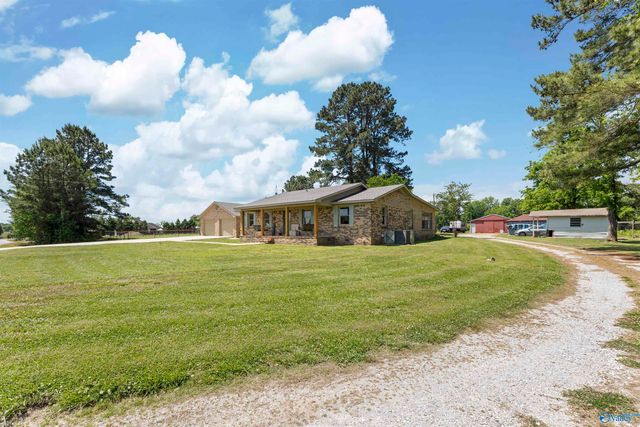 98 Johnson Road, Danville, AL 35619