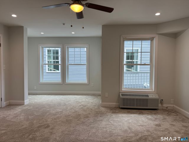 1085-10 Whalley Avenue 10, New Haven, CT 06515