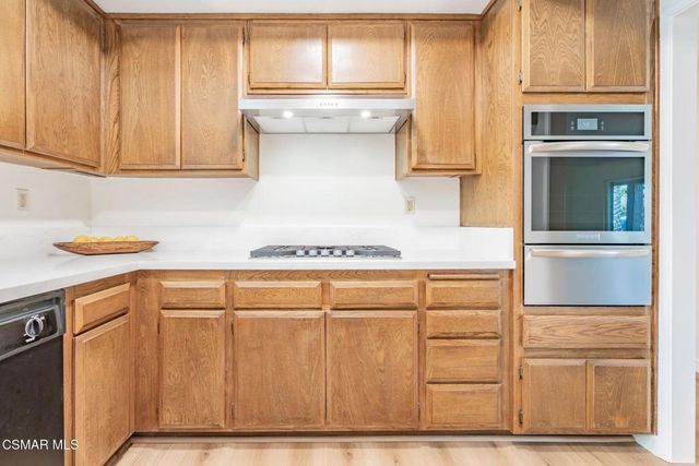 310 Erica Place, Oxnard, CA 93036