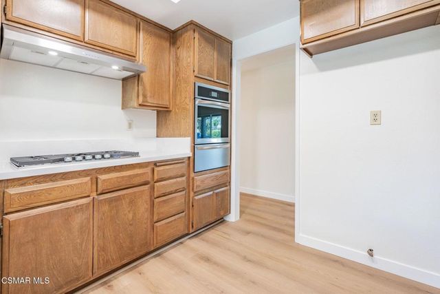 310 Erica Place, Oxnard, CA 93036
