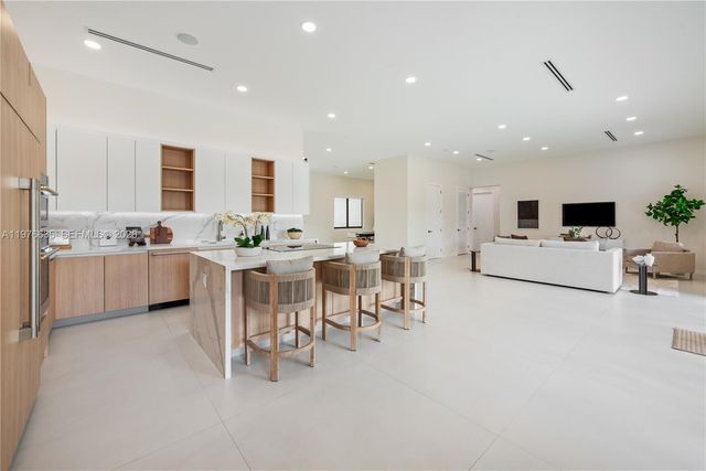 6990 SW 58th Street, Miami, FL 33143