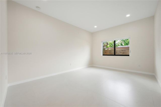 6990 SW 58th Street, Miami, FL 33143