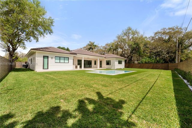 6990 SW 58th Street, Miami, FL 33143