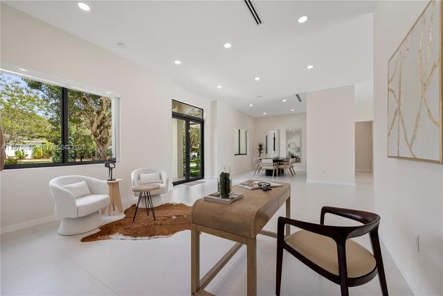 6990 SW 58th Street, Miami, FL 33143