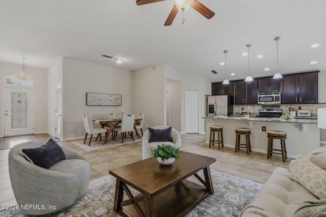3971 WHITE PELICAN Way, Middleburg, FL 32068