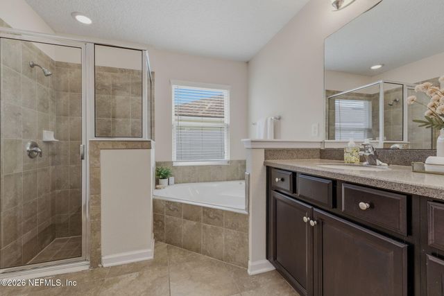 3971 WHITE PELICAN Way, Middleburg, FL 32068