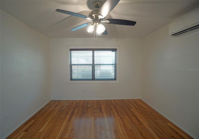 5301 CARROLLWOOD MEADOWS DRIVE, Tampa, FL 33625