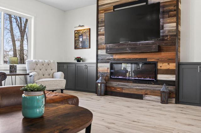 2046 162nd Avenue NE, Andover, MN 55304