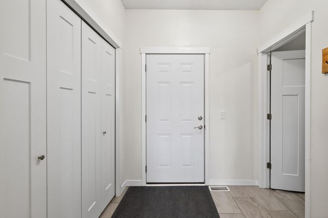 2046 162nd Avenue NE, Andover, MN 55304