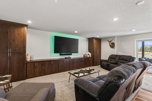 2046 162nd Avenue NE, Andover, MN 55304