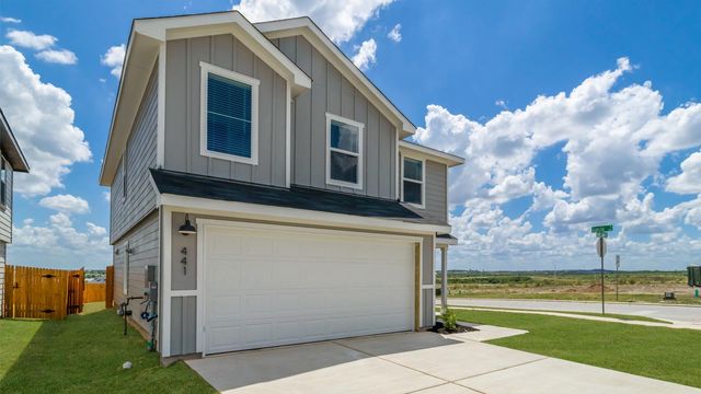 148 Schuenemann WAY, Uhland, TX 78640