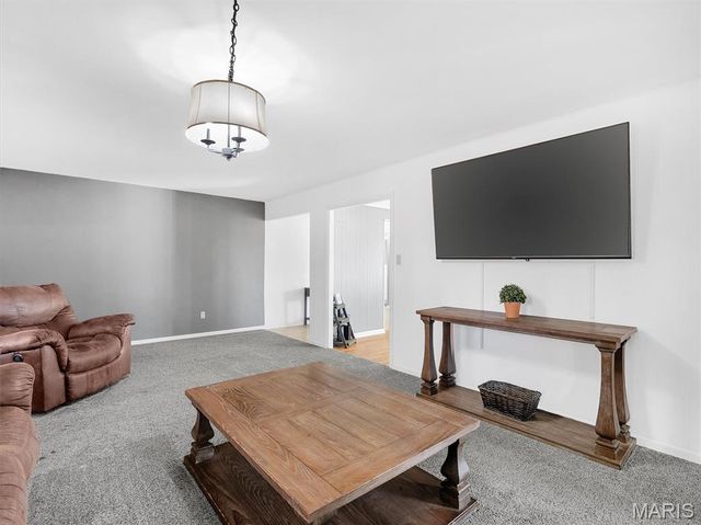 705 S Mansion Street, Sullivan, MO 63080