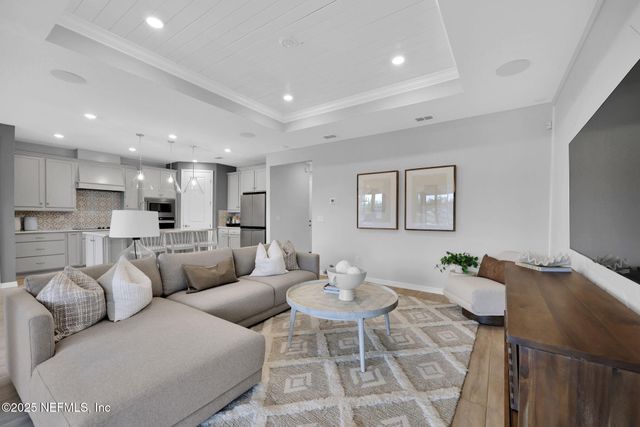 1710 MICKEY Way, Middleburg, FL 32068