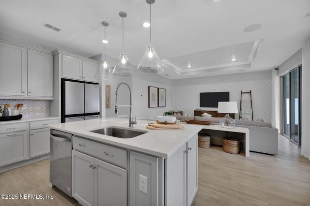 1710 MICKEY Way, Middleburg, FL 32068