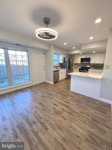 7800 WINONA CT, Annandale, VA 22003