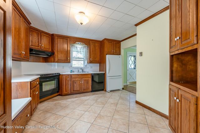 125 Ulster Avenue, Saugerties, NY 12477