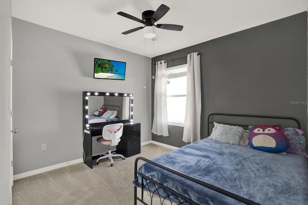 Image 14 of property listing at 4233 BRAMBLEWOOD LOOP, Spring Hill, FL 34609