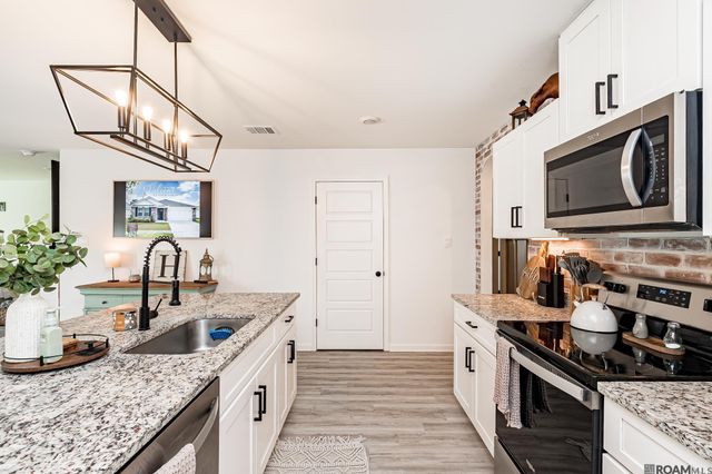 35338 Grovemont Dr, Denham Springs, LA 70706