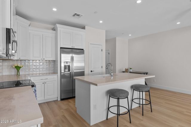 16714 E ALMONT Drive 3, Fountain Hills, AZ 85268